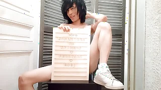 Vidéo de vérification - Jon Arteen - Minet gay nu en chaussettes blanches et baskets Adidas Stan Smith